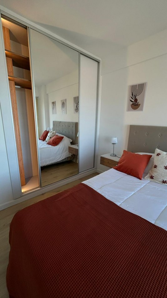 2 amb  vista al mar, con dependencia y cochera fija doble