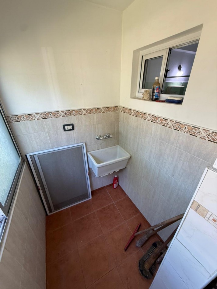 Amplio departamento 4 amb barrio Santa Rita