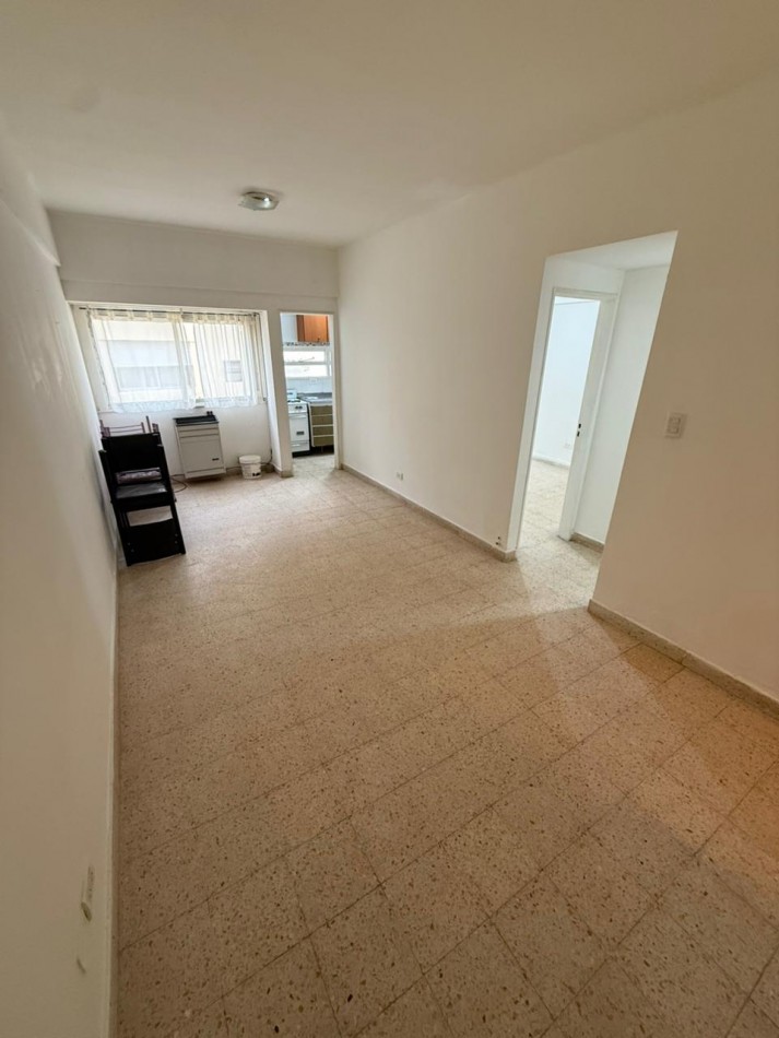 Alquiler luminoso depto 2 amb, Centro