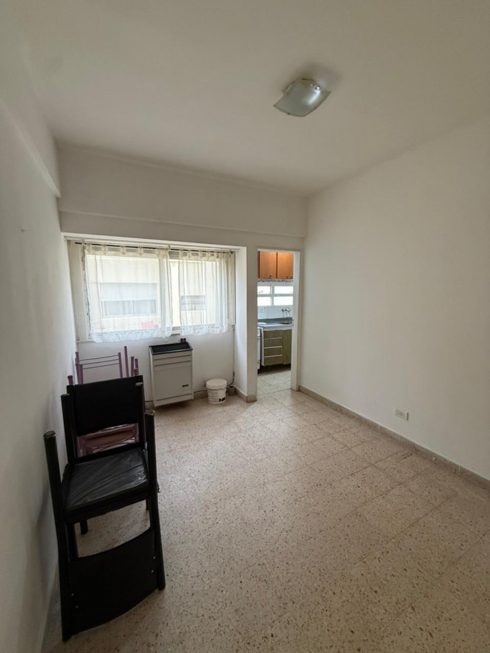 Alquiler luminoso depto 2 amb, Centro