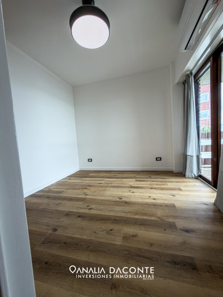 Depto 4 amb  reciclado frente al mar, con balcones y cocherta Santa Fe y la costa