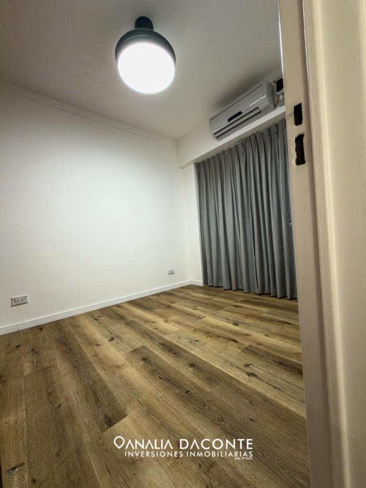 Depto 4 amb  reciclado frente al mar, con balcones y cocherta Santa Fe y la costa