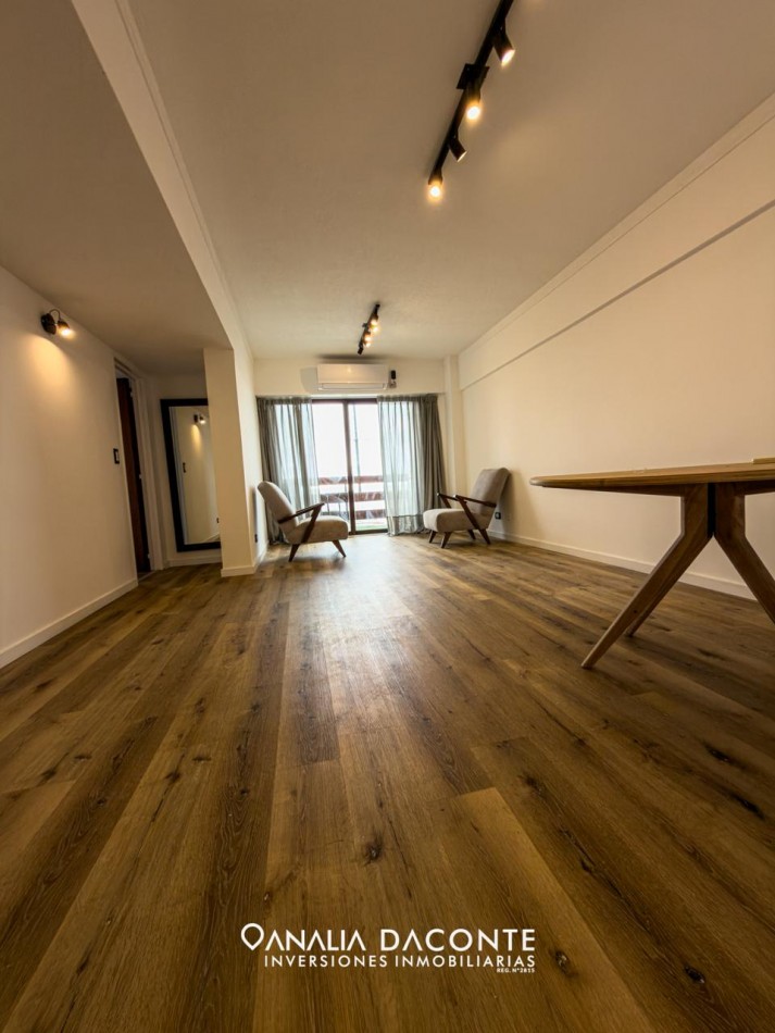 Depto 4 amb  reciclado frente al mar, con balcones y cocherta Santa Fe y la costa