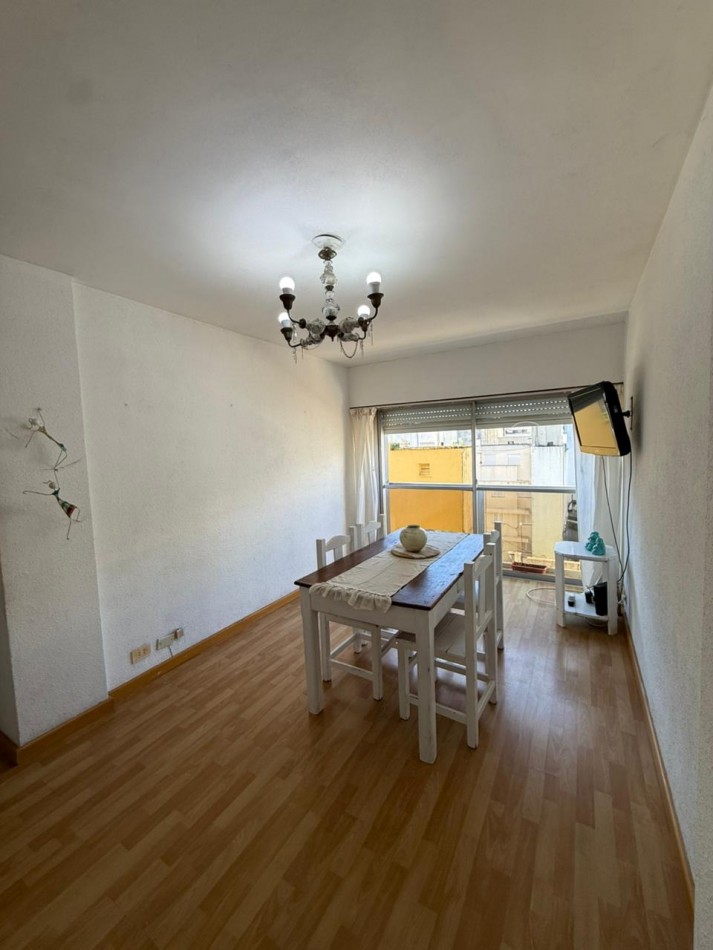 IMPECABLE DEPARTAMENTO 2 AMB CONTRAFRENTE ABIERTO! CENTRO