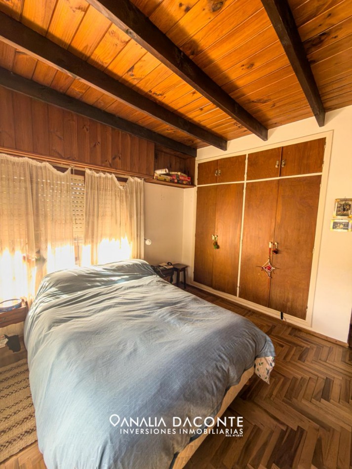 Chalet 5 amb con parque, garage y piscina. Parque Luro