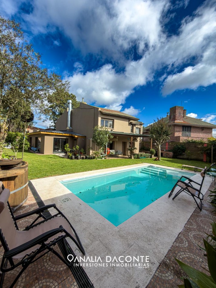 Exclusivo chalet 5 amb con piscina y gran parque en La Florida