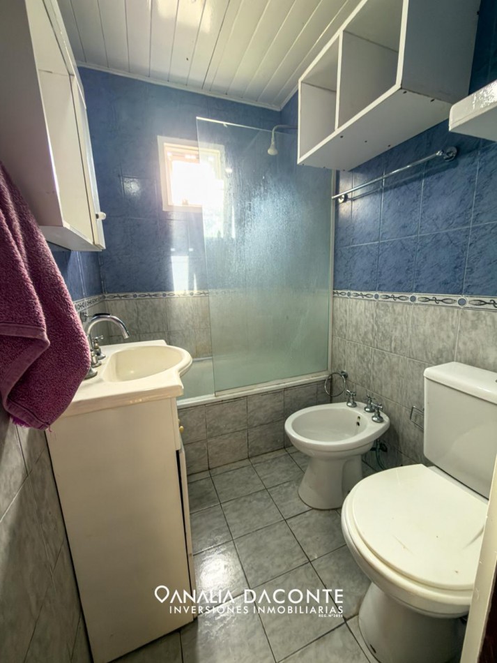 2 casas  en blocks con gran parque. Barrio El Sosiego