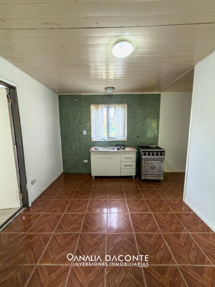 2 casas  en blocks con gran parque. Barrio El Sosiego