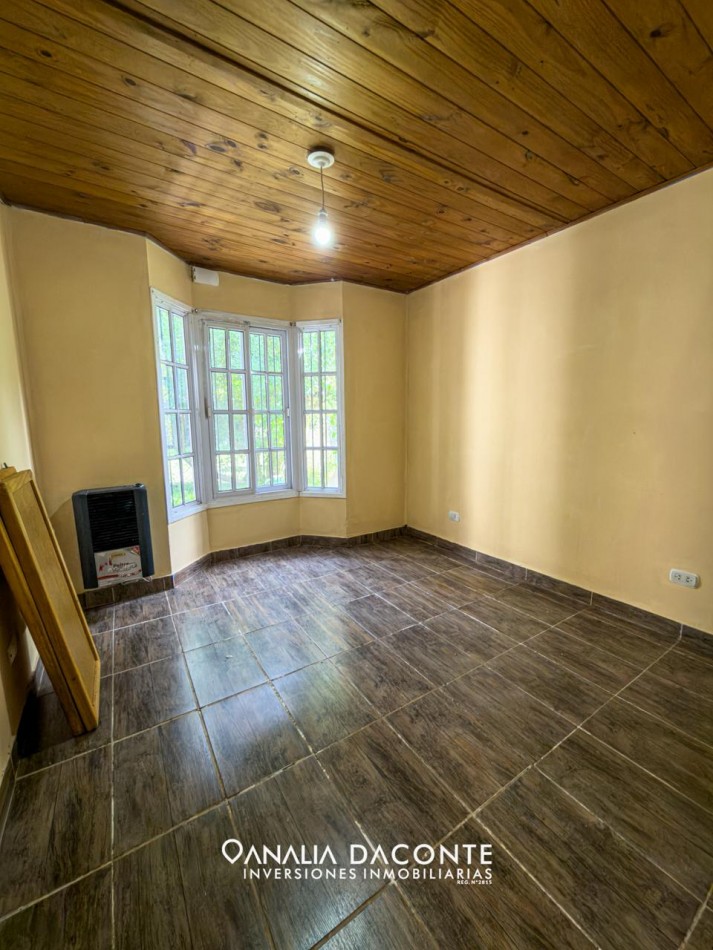2 casas  en blocks con gran parque. Barrio El Sosiego