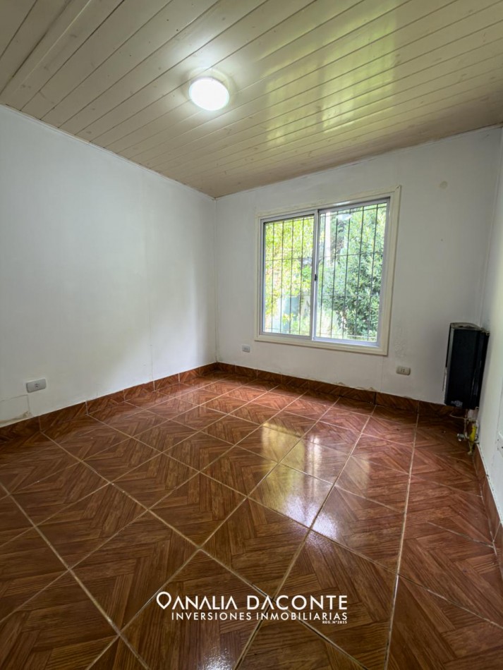 2 casas  en blocks con gran parque. Barrio El Sosiego