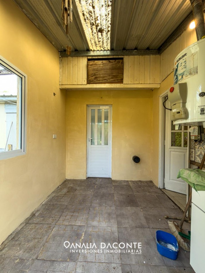 2 casas  en blocks con gran parque. Barrio El Sosiego
