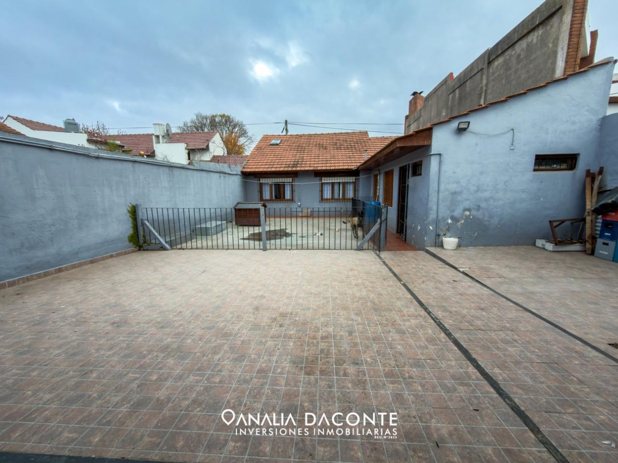Chalet 3 amb con garage, gran quincho y jardin. San Geronimo