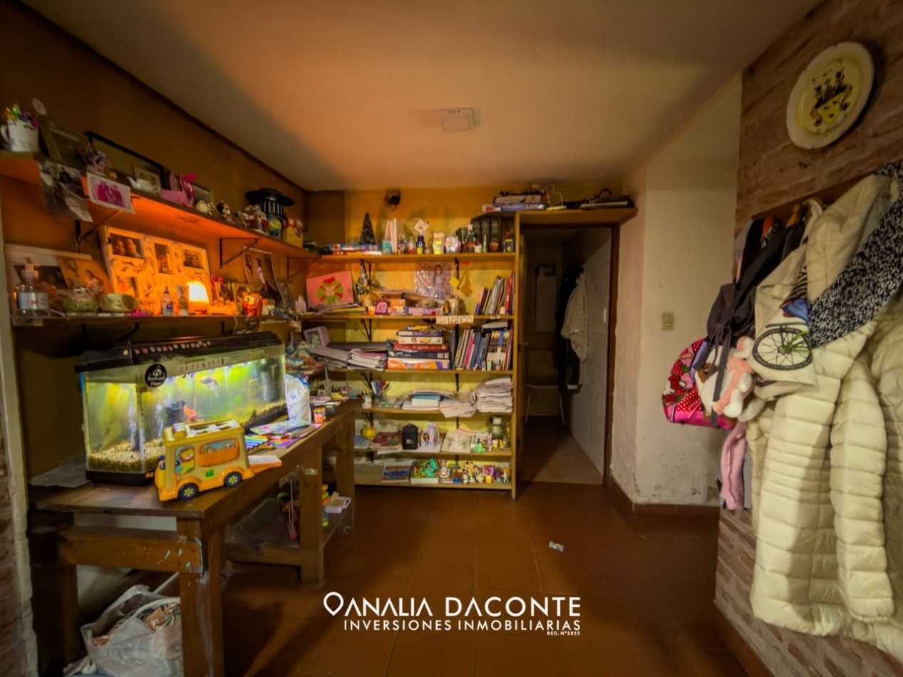 Chalet 5 amb con parque y cochera. Marcos Sastre al 2200