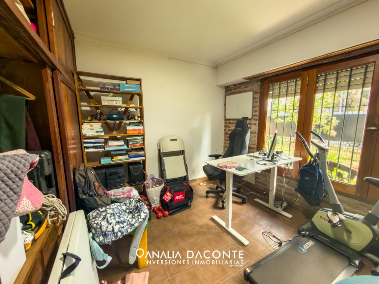 Chalet 5 amb con parque y cochera. Marcos Sastre al 2200