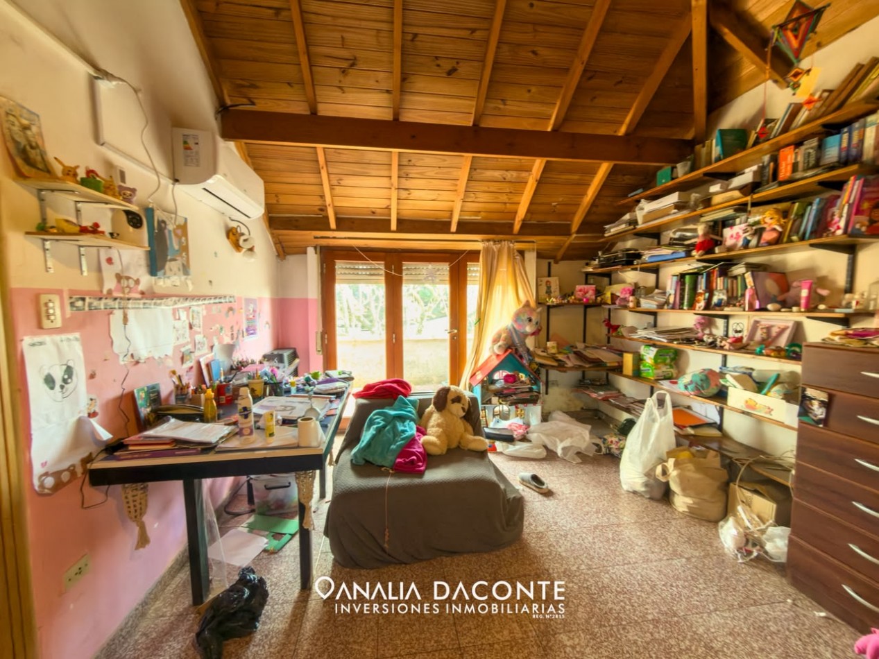 Chalet 5 amb con parque y cochera. Marcos Sastre al 2200