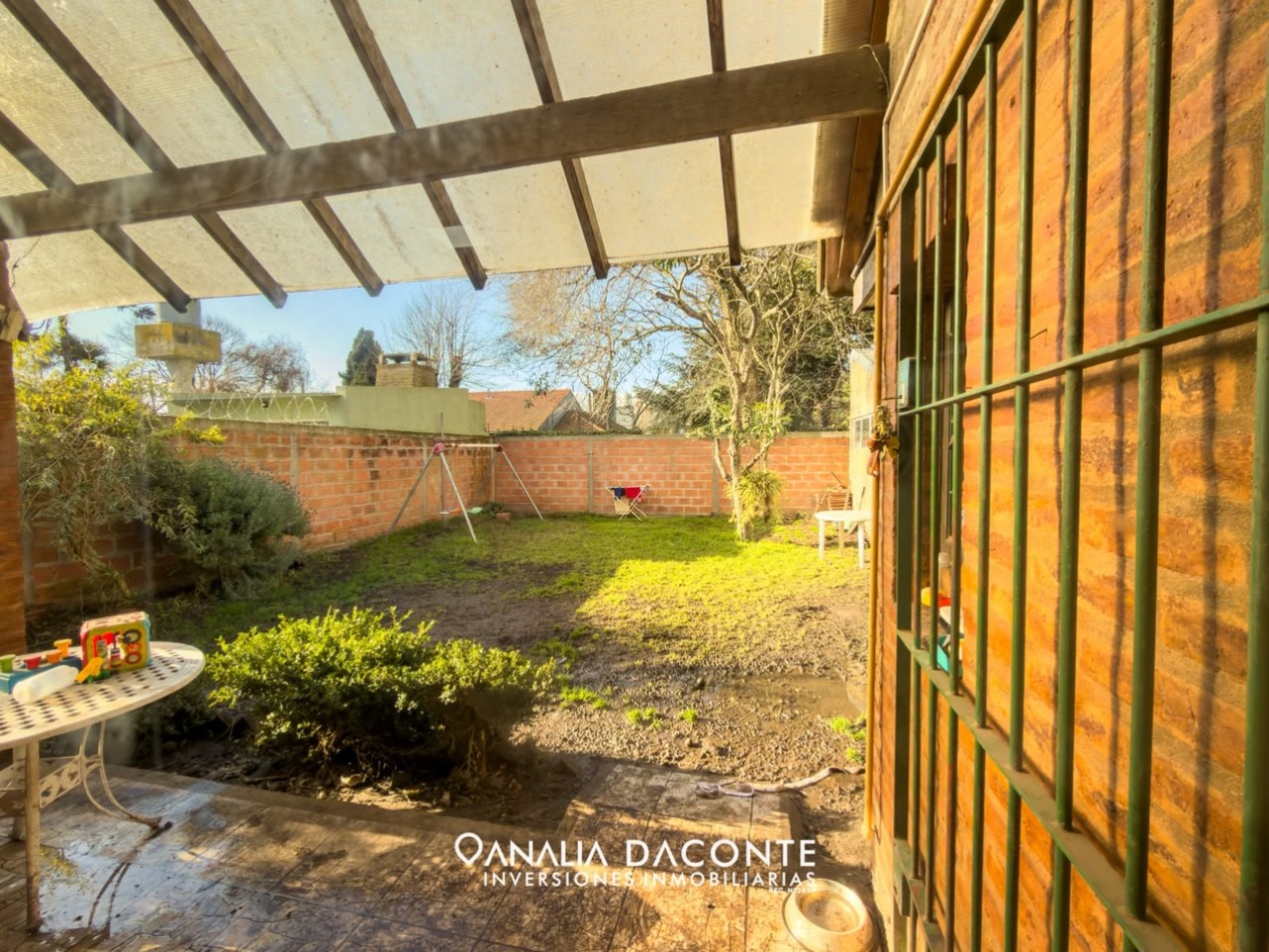 Chalet 5 amb con parque y cochera. Marcos Sastre al 2200