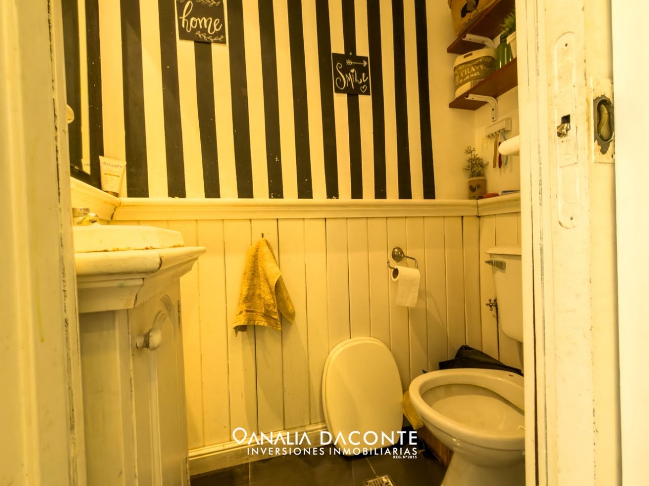 Gran chalet 5 amb con parque, piscina cubierta y garage. Barrio Constitucion