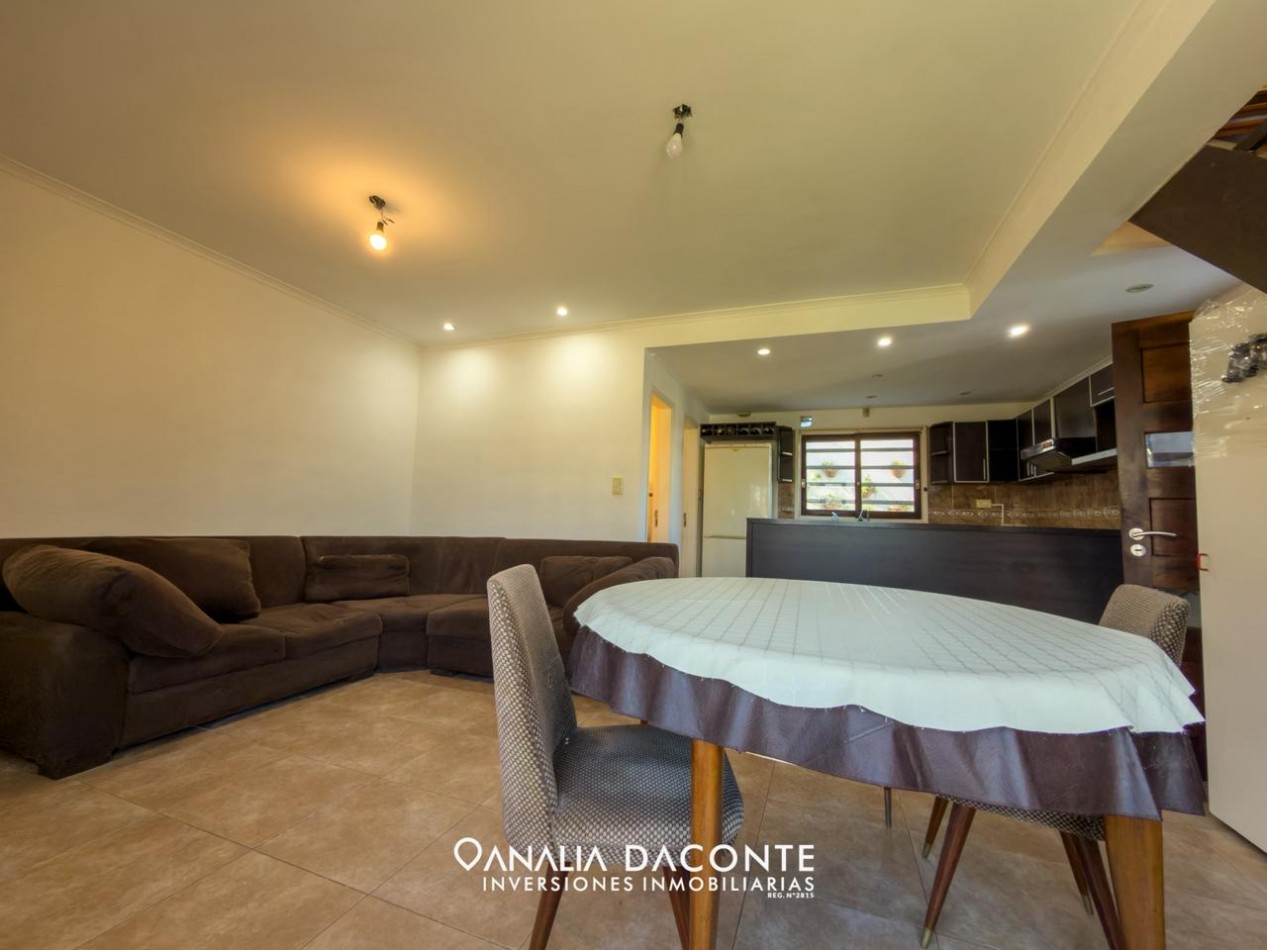 Moderno duplex 3 amb con garage. Jovellanos 1300