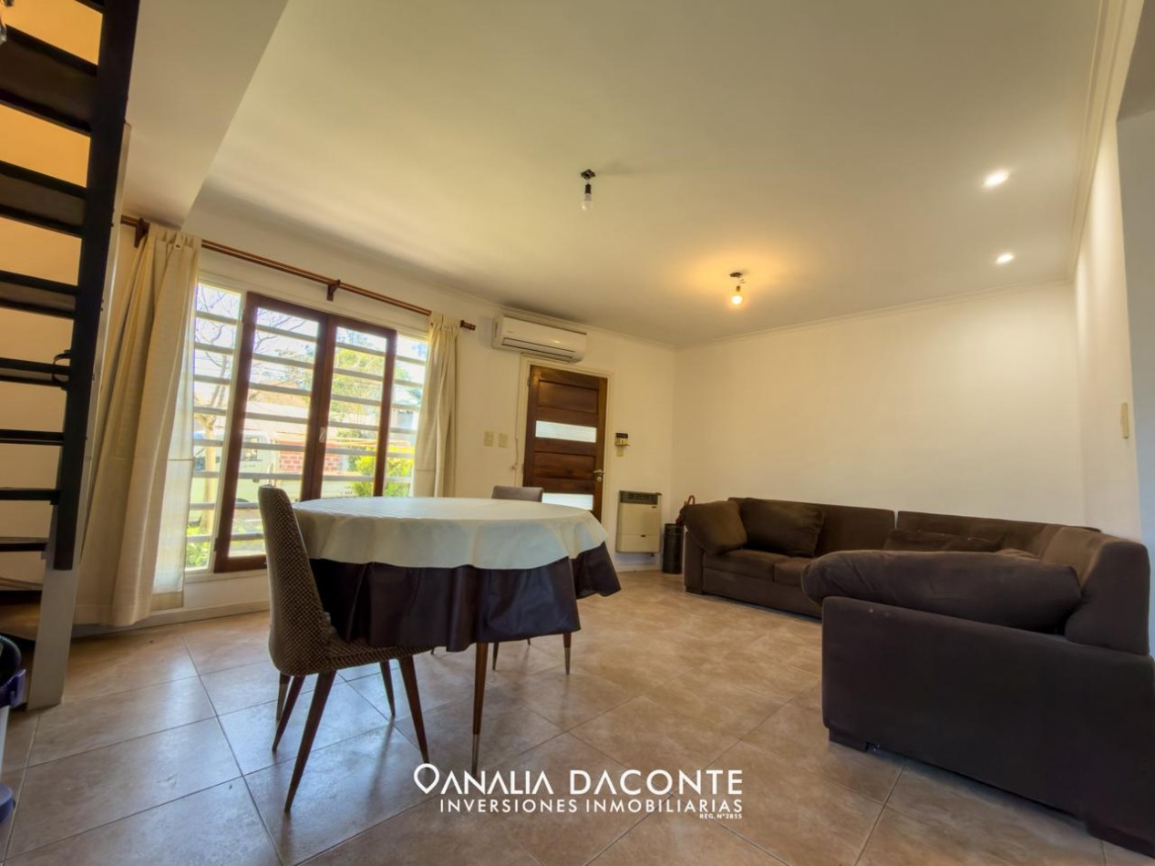 Moderno duplex 3 amb con garage. Jovellanos 1300