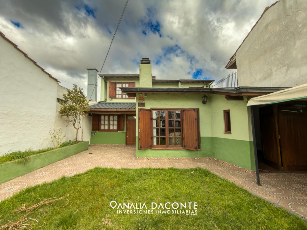 Amplio chalet 5 amb. Ituzaingo y Malvinas