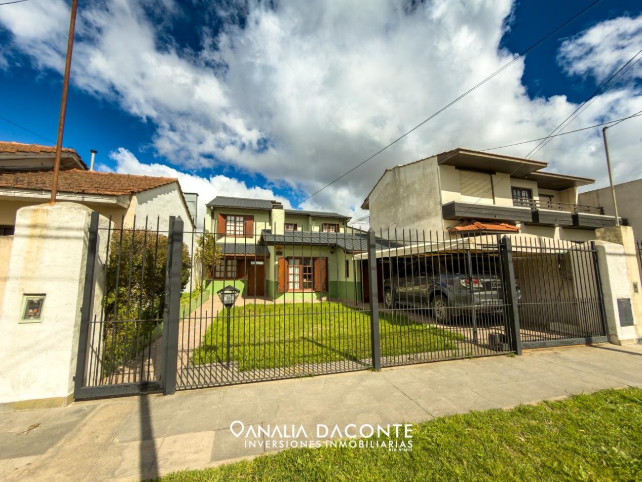 Amplio chalet 5 amb. Ituzaingo y Malvinas