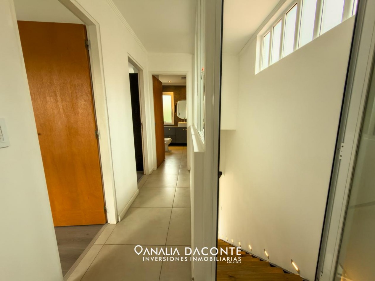 Moderno duplex 4 amb con jardin y quincho. Francia y Beruti