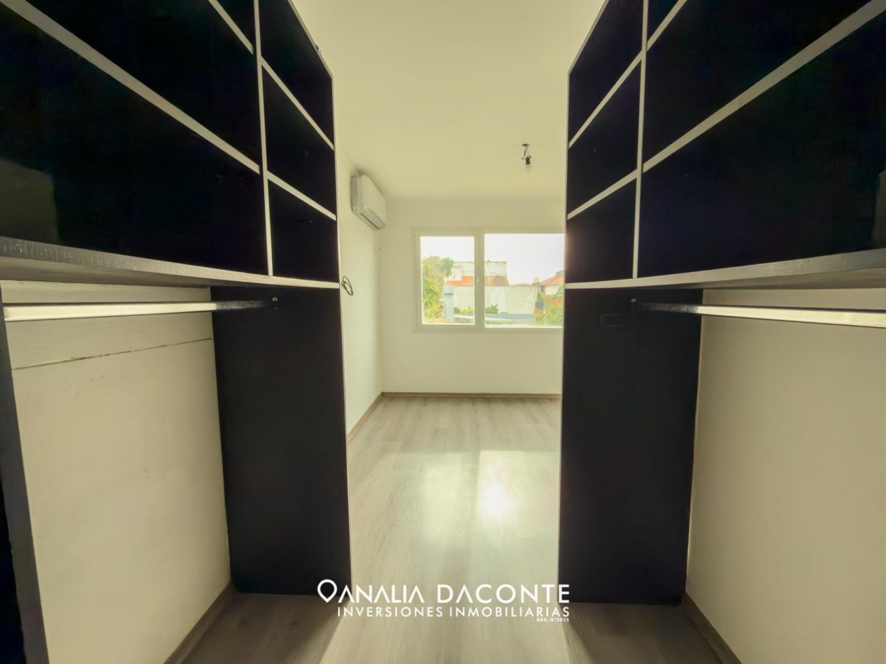 Moderno duplex 4 amb con jardin y quincho. Francia y Beruti
