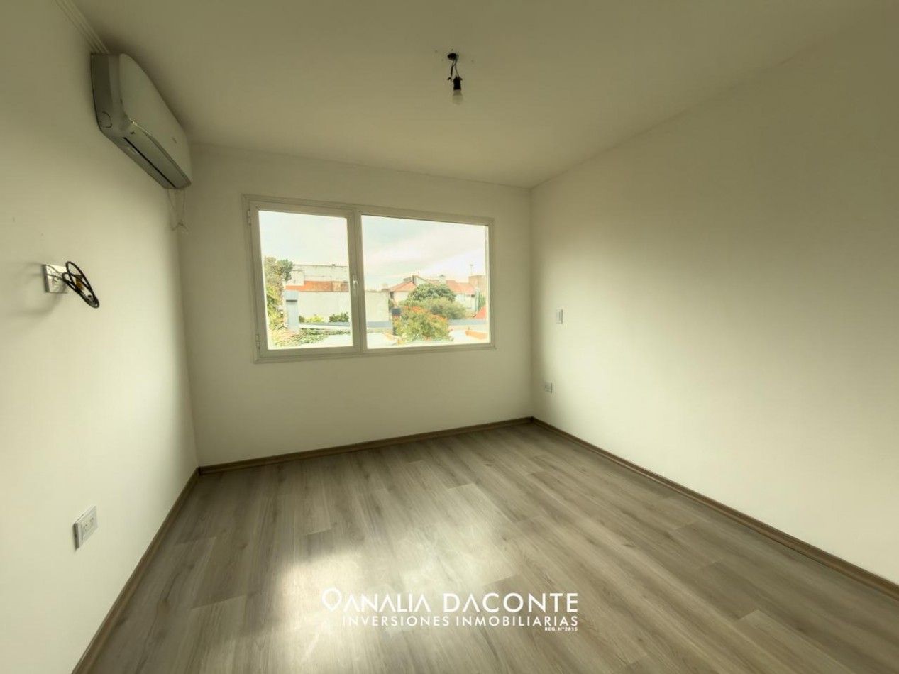 Moderno duplex 4 amb con jardin y quincho. Francia y Beruti