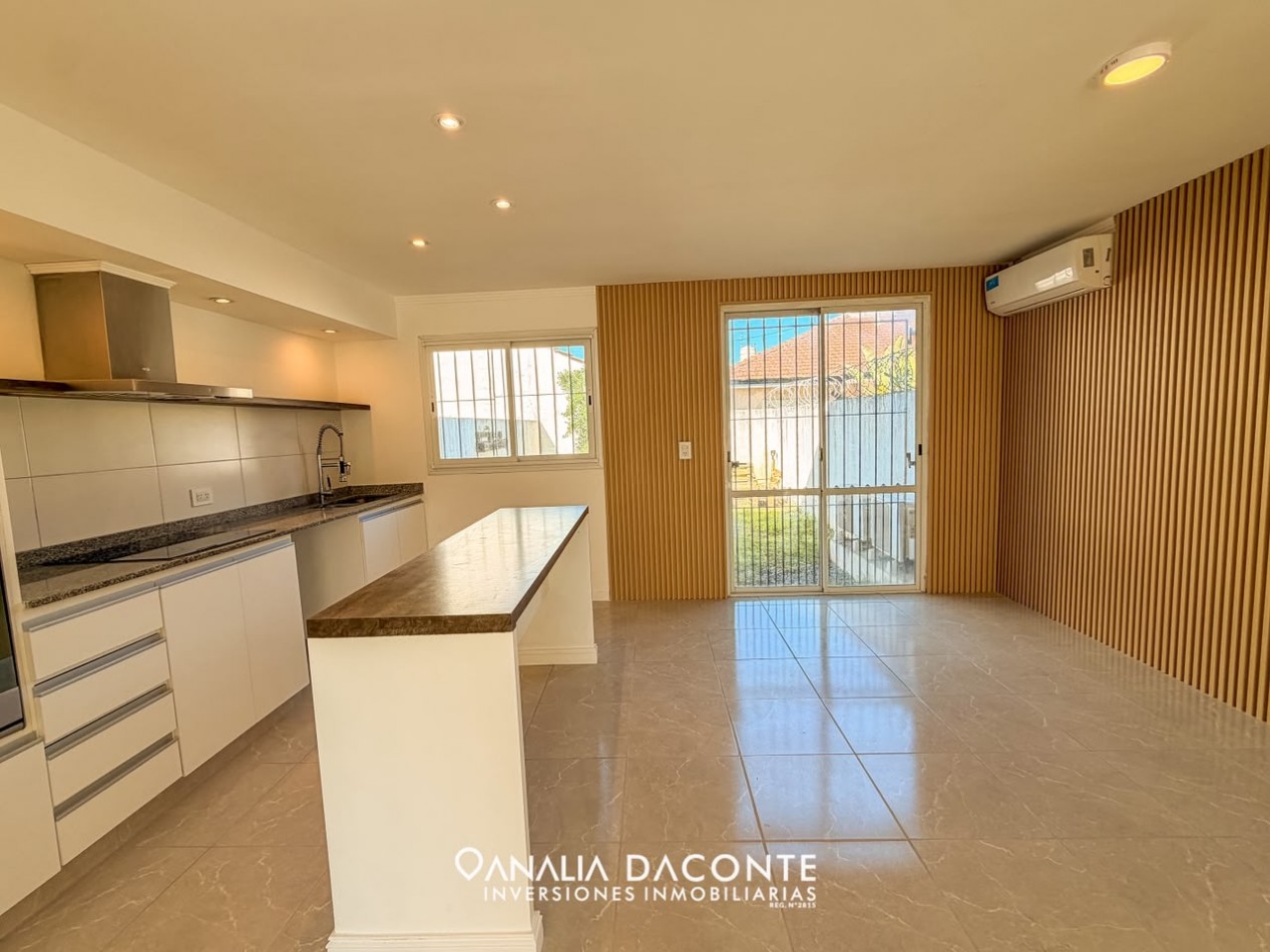 Moderno duplex 3 amb en lo mejor de Constitucion