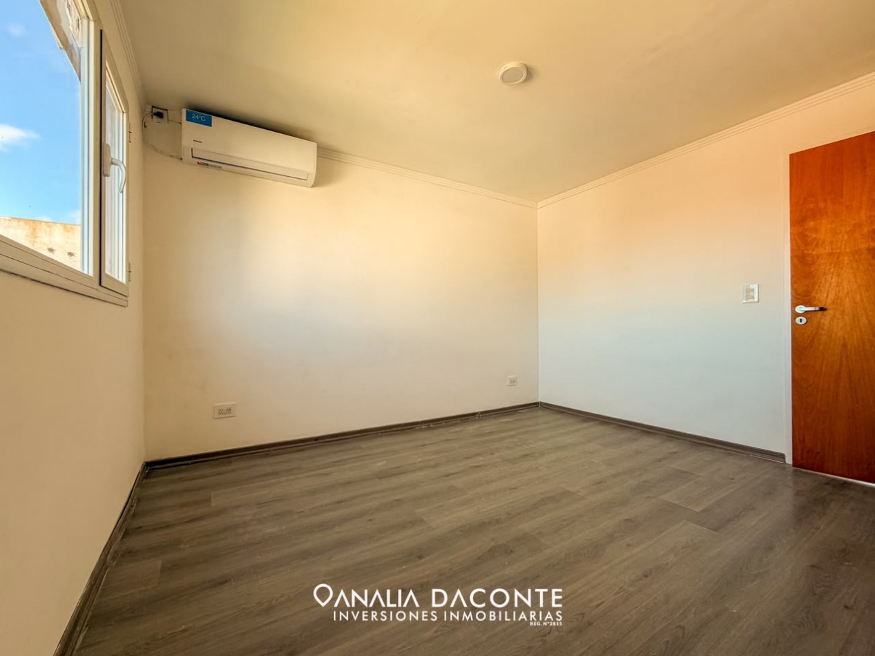 Moderno duplex 3 amb en lo mejor de Constitucion