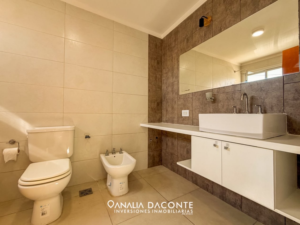 Moderno duplex 3 amb en lo mejor de Constitucion