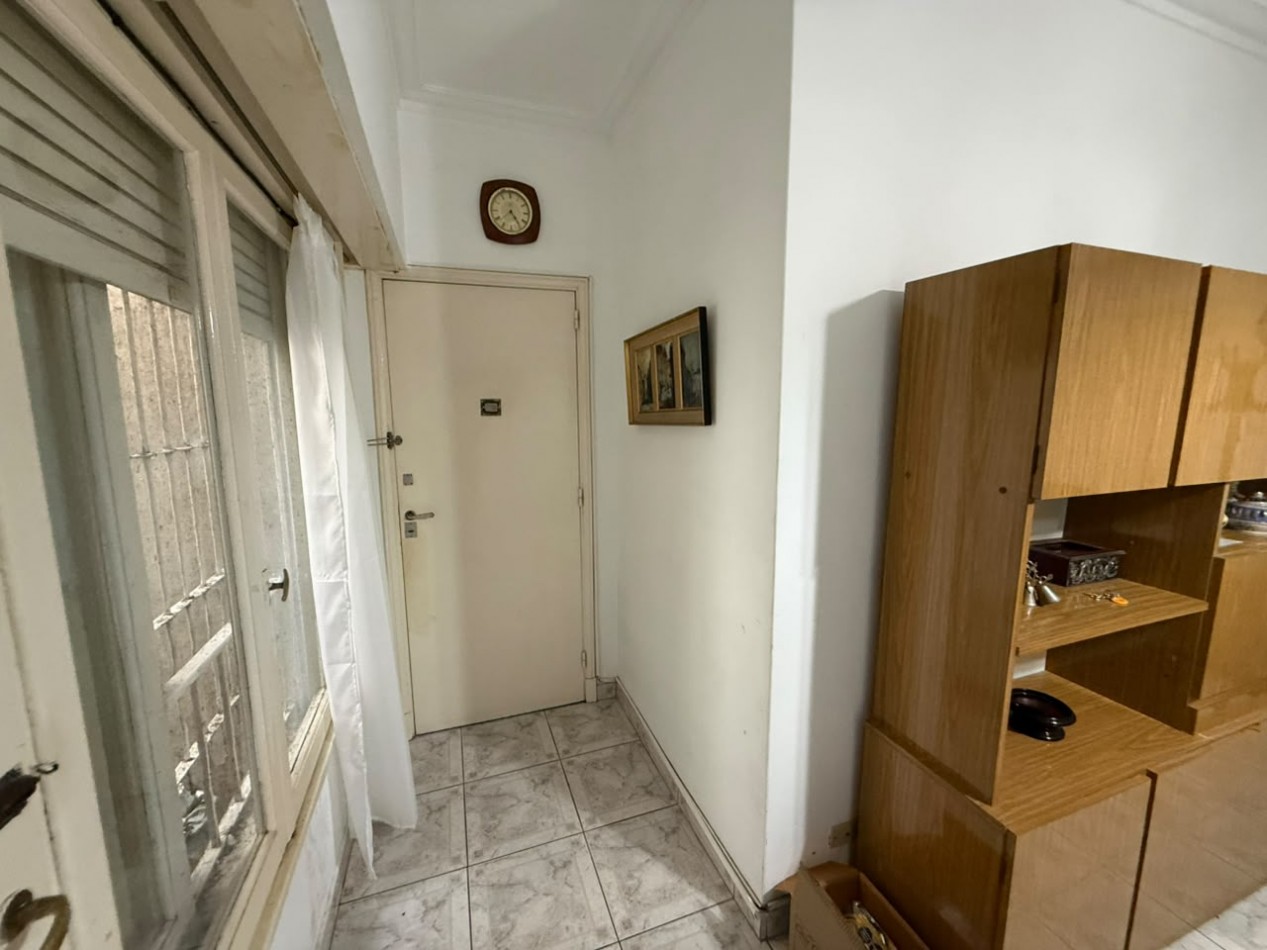  Depto 2 amb con balcon y vista lateral al mar