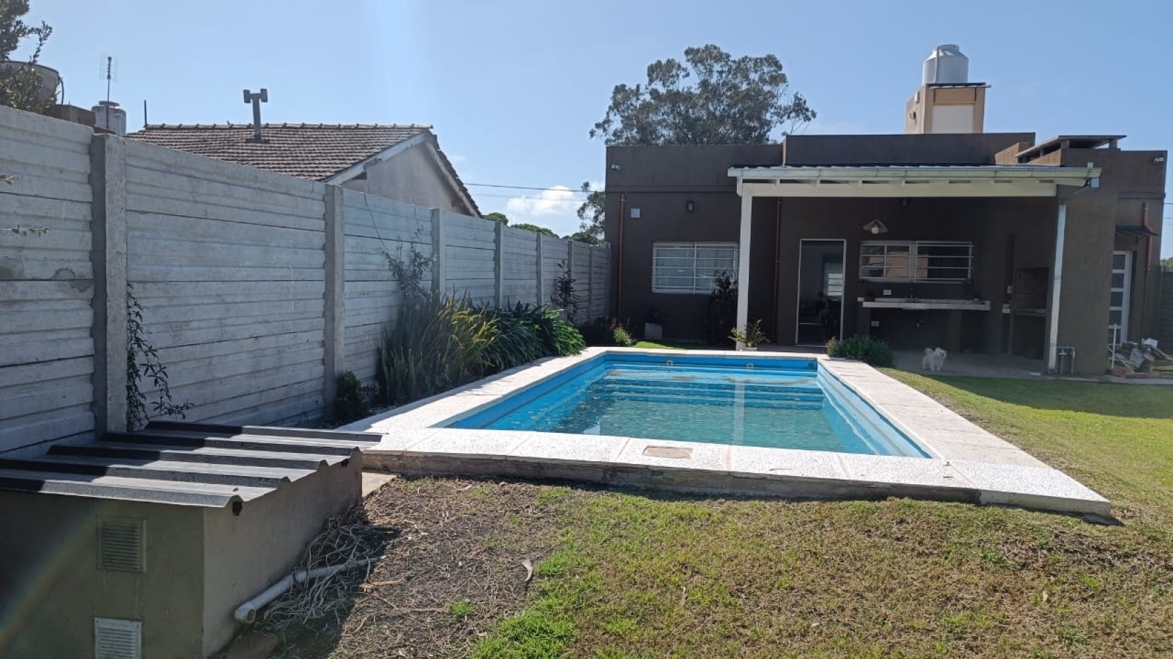 Moderna casa 3 amb en San Patricio con piscina, garage y terraza