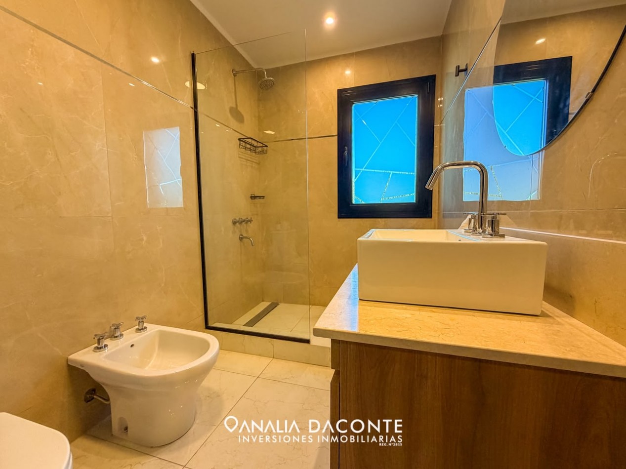 Casa 4 amb en planta baja en Developer Park