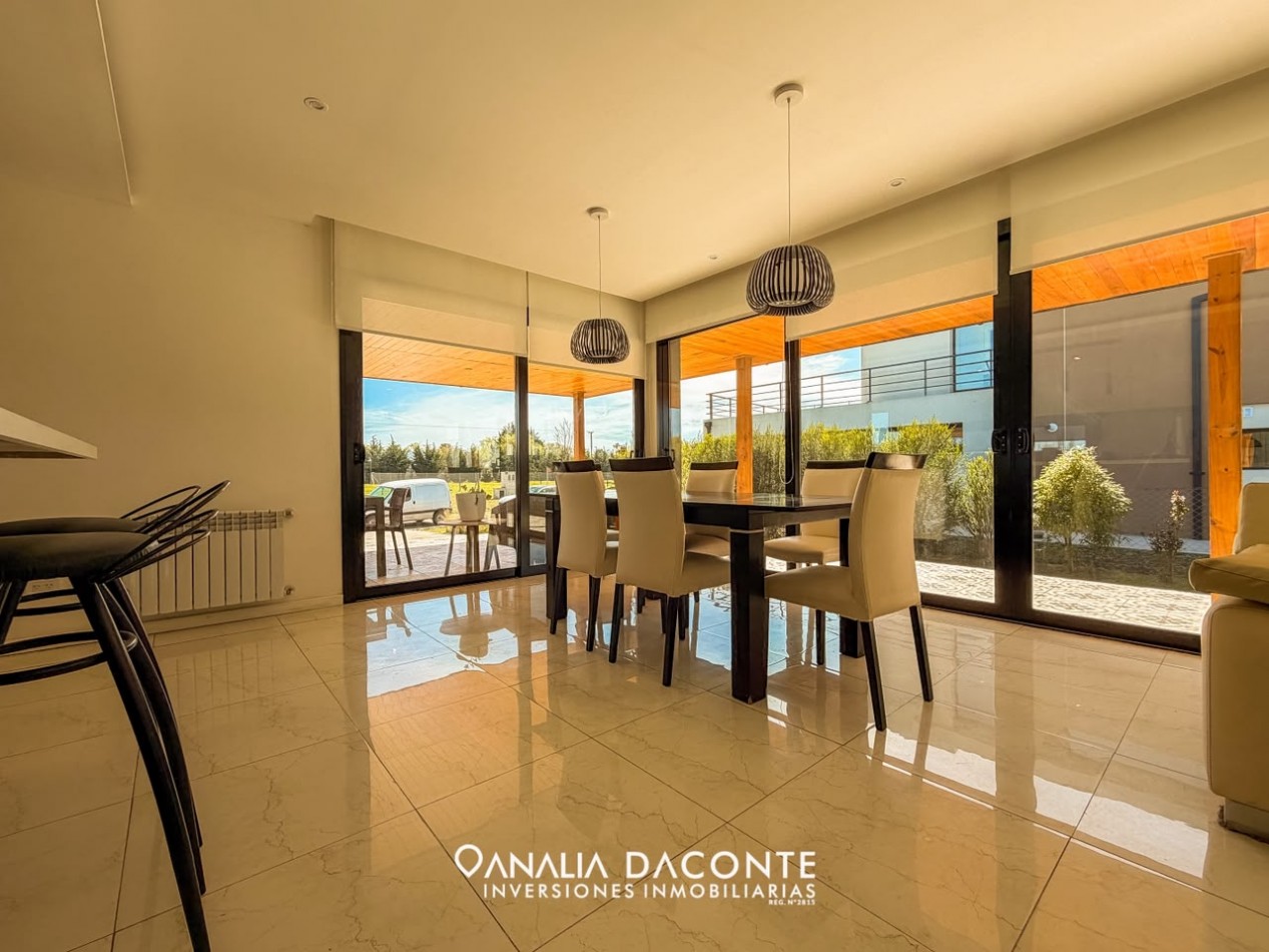 Casa 4 amb en planta baja en Developer Park