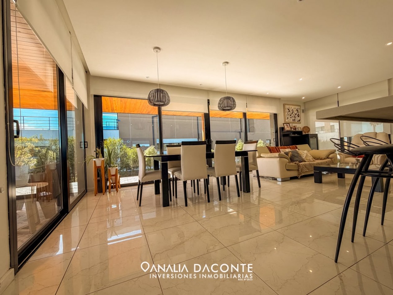 Casa 4 amb en planta baja en Developer Park