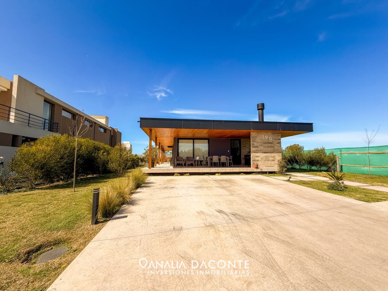 Casa 4 amb en planta baja en Developer Park