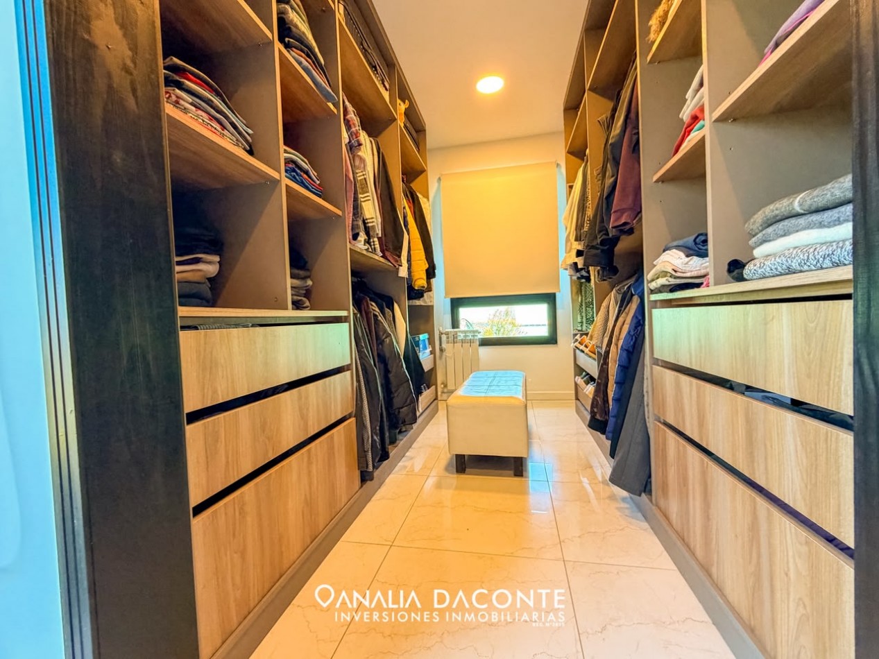 Casa 4 amb en planta baja en Developer Park