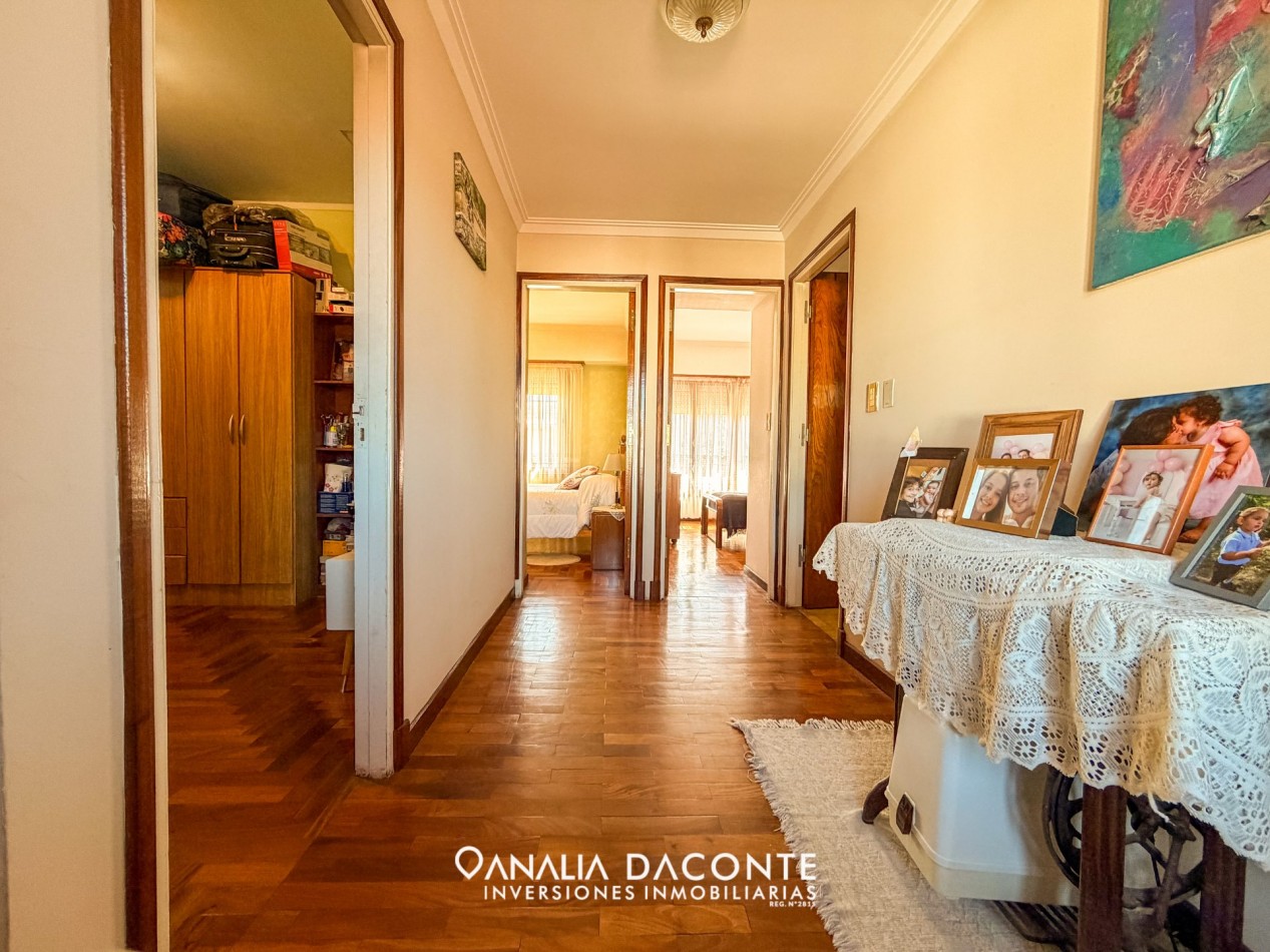 Gran chalet en esquina 4 amb en Los Pinares