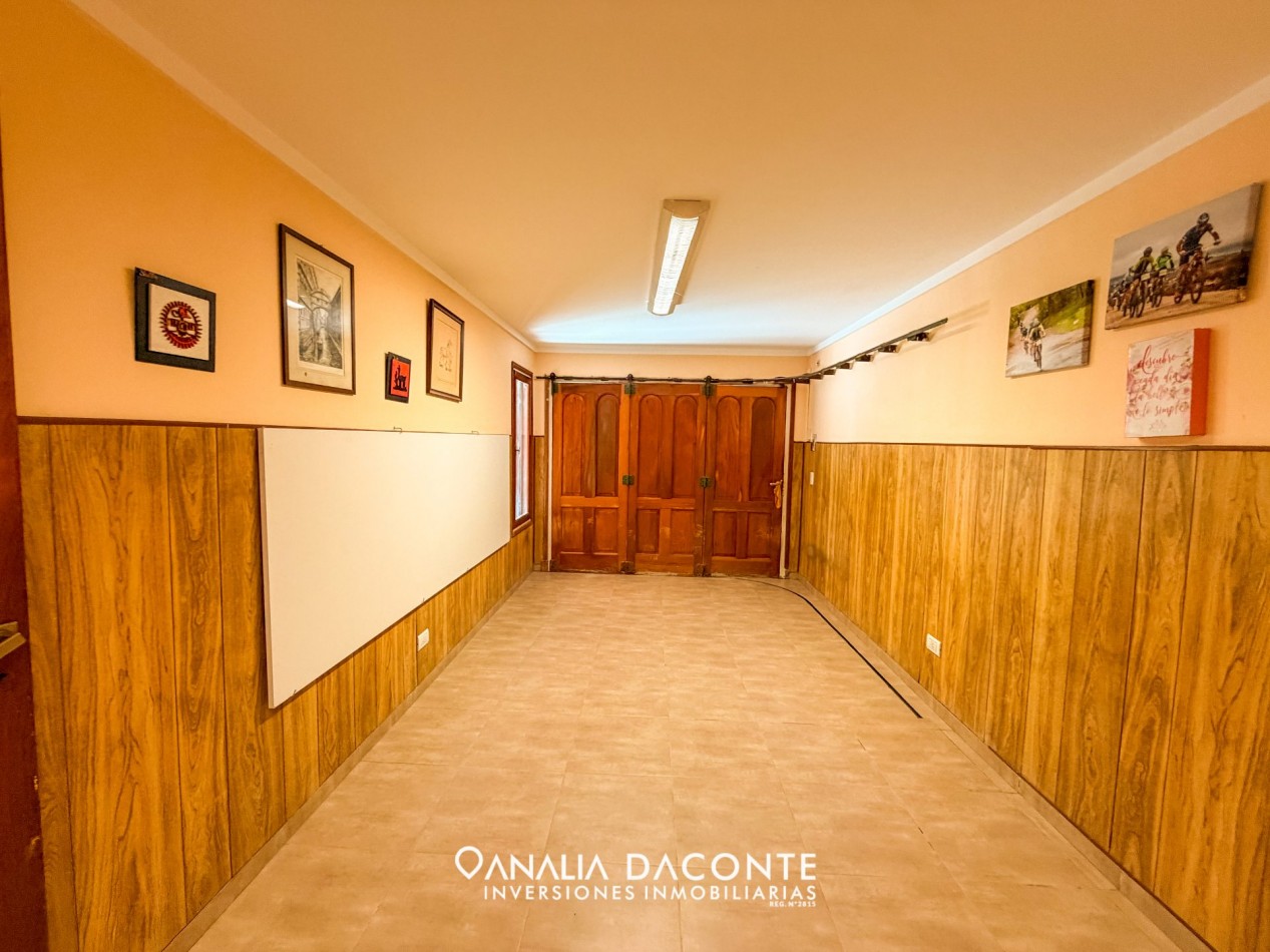 Gran chalet en esquina 4 amb en Los Pinares