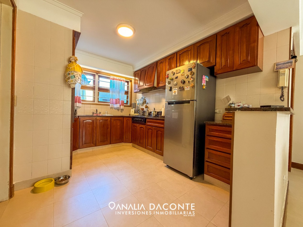 Gran chalet en esquina 4 amb en Los Pinares
