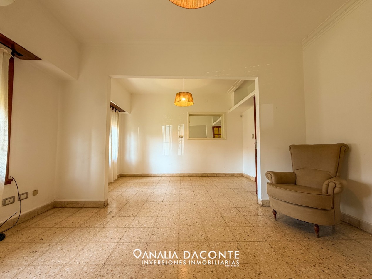 Chalet multifamiliar sobre Av Tejedor 