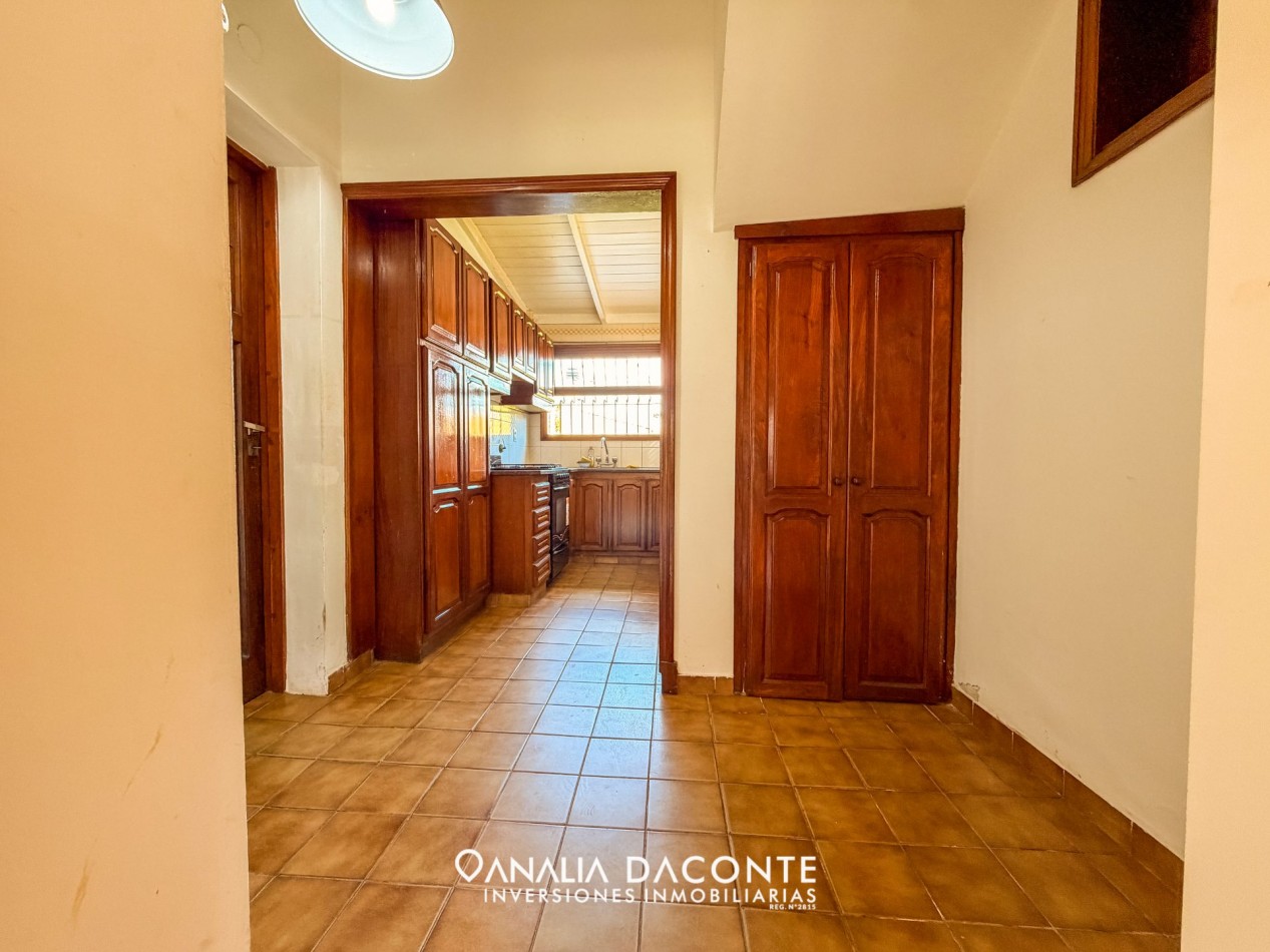 Chalet multifamiliar sobre Av Tejedor 