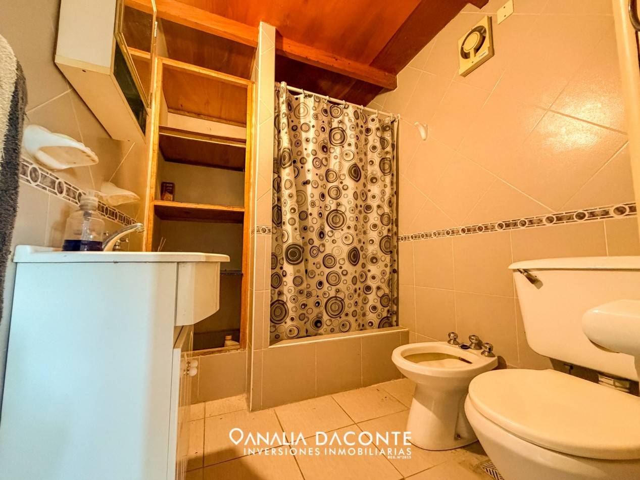 Chalet multifamiliar sobre Av Tejedor 