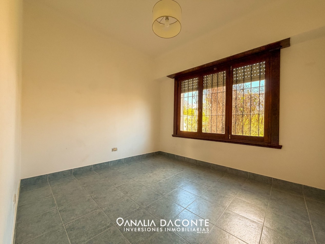 Chalet multifamiliar sobre Av Tejedor 