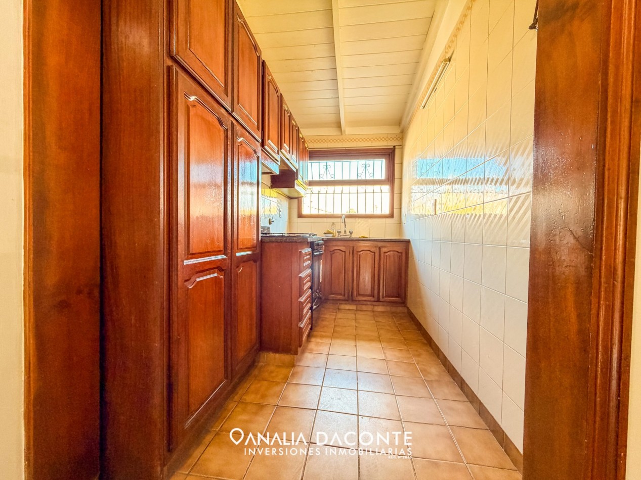 Chalet multifamiliar sobre Av Tejedor 