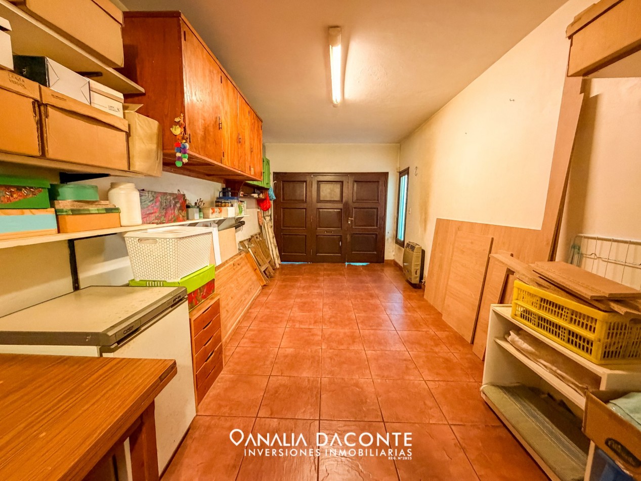Chalet 4 amb con parque y garage en Caisamar