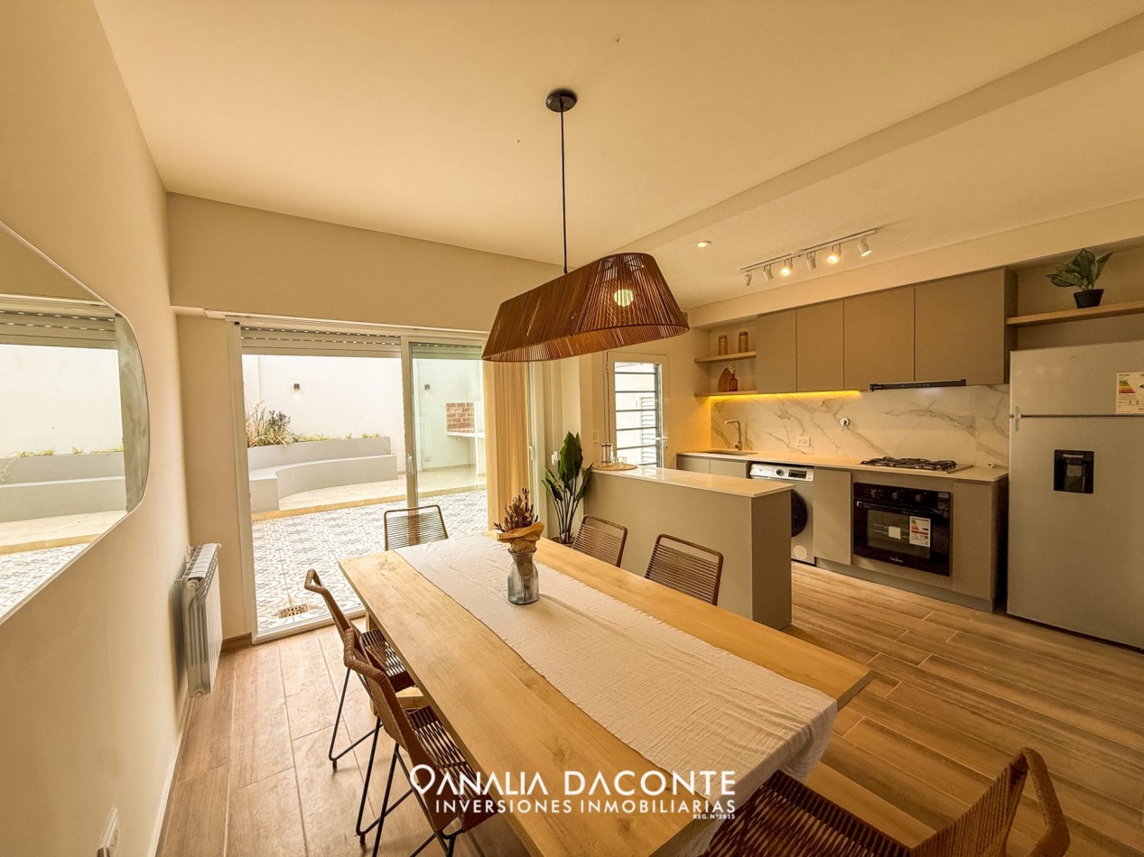 Duplex 4 amb con patio en Parque Luro