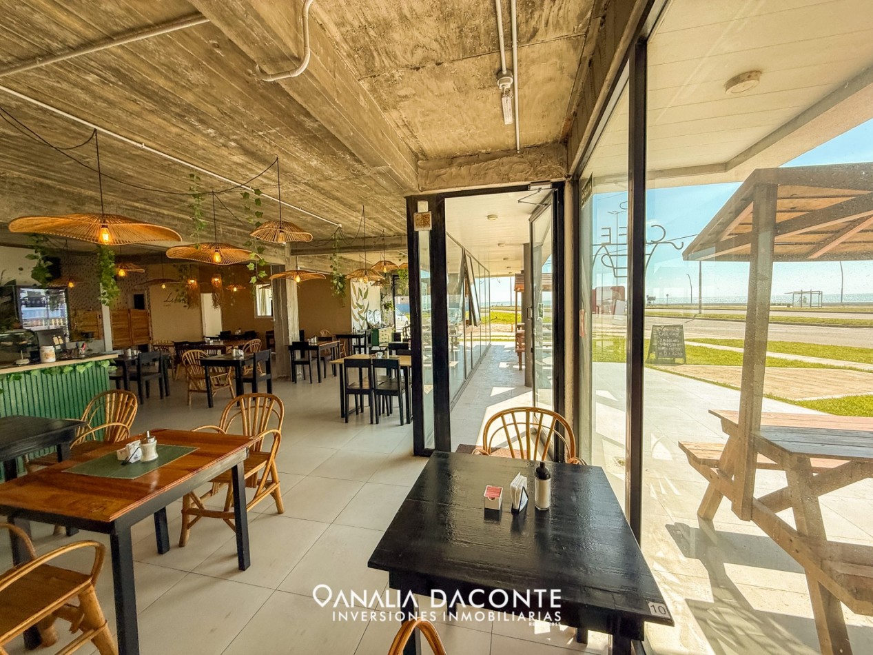 Fondo de Comercio en Venta - Cafe y Gastronomia Frente al Mar con Salon de Eventos ! FELIX U. CAMET 3500