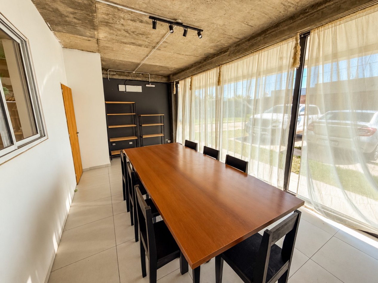 Fondo de Comercio en Venta - Cafe y Gastronomia Frente al Mar con Salon de Eventos ! FELIX U. CAMET 3500